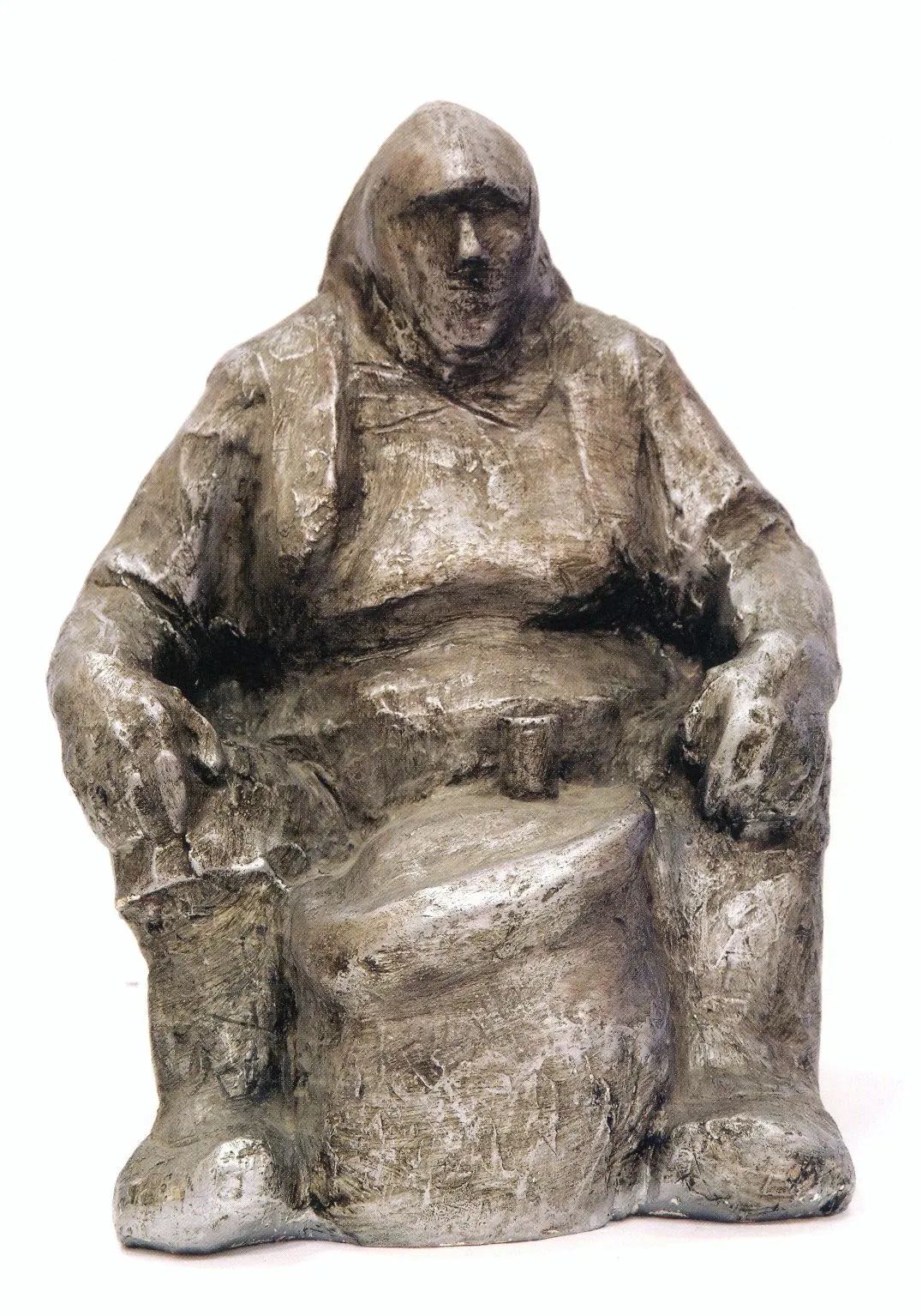 Л. Разумовский. Торговка семечками. 1968. Гипс, тонированный серебрянкой. 30 х 25 х 23. Государственный Русский музей
