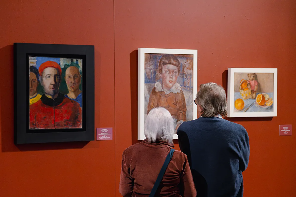 28 января в Садовом вестибюле Михайловского дворца начала работу выставка, посвящённая Василию Пушкарёву.