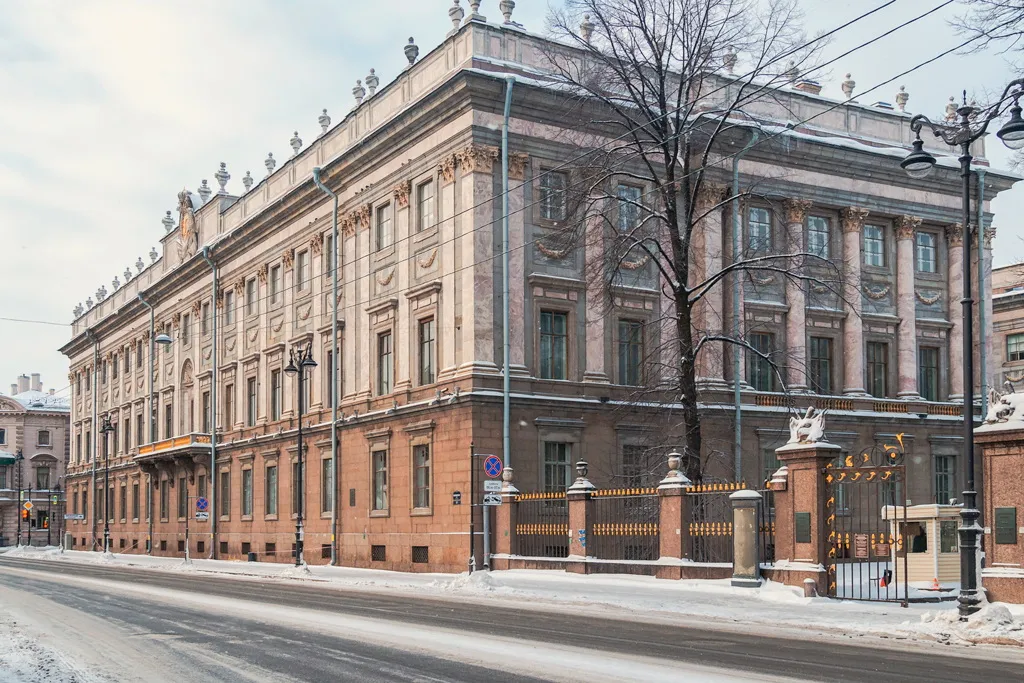Мраморный дворец — здание благодарности. Эпоха Про-свещения Екатерины II