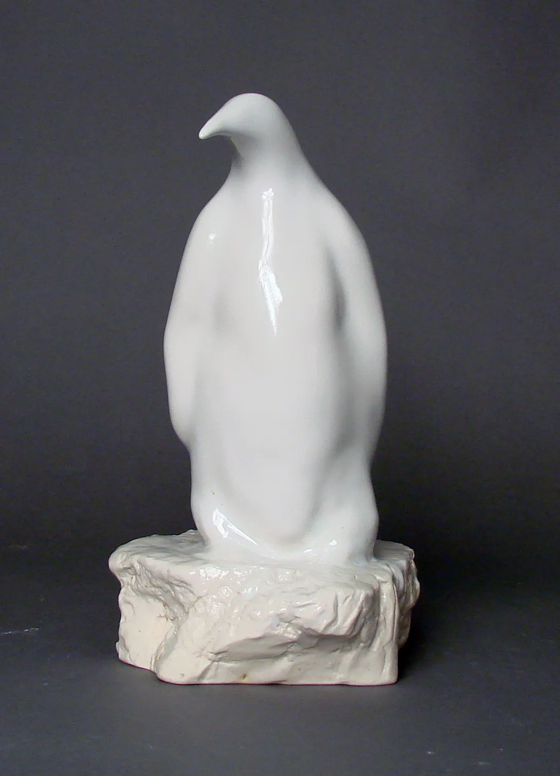 Иван Асиновский. Одинокий пингвин. 2007