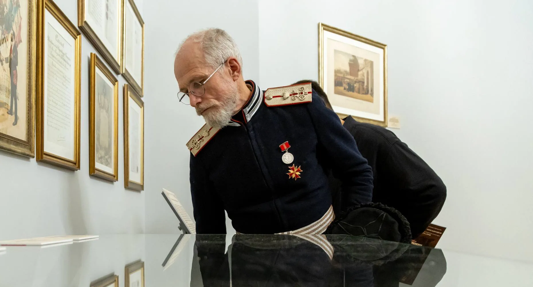 Кураторская экскурсия выставки «Эпоха императора Александра III и её наследие».