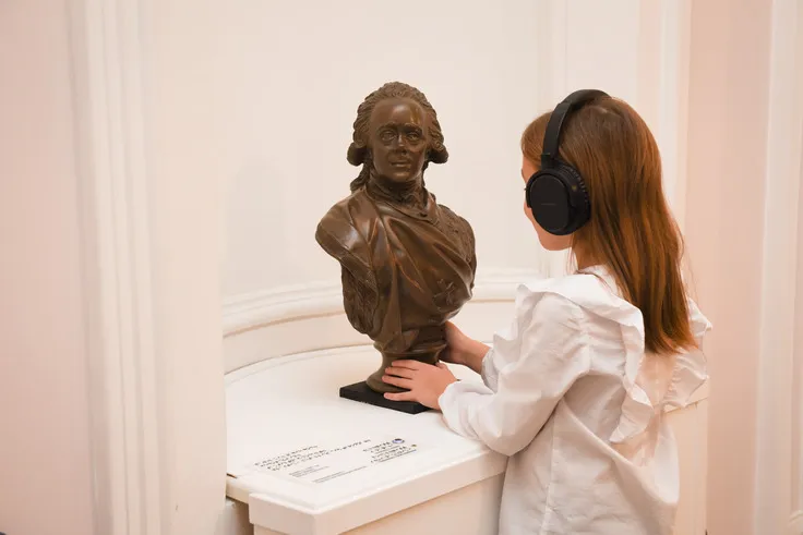 Тактильная галерея в Строгановском дворце