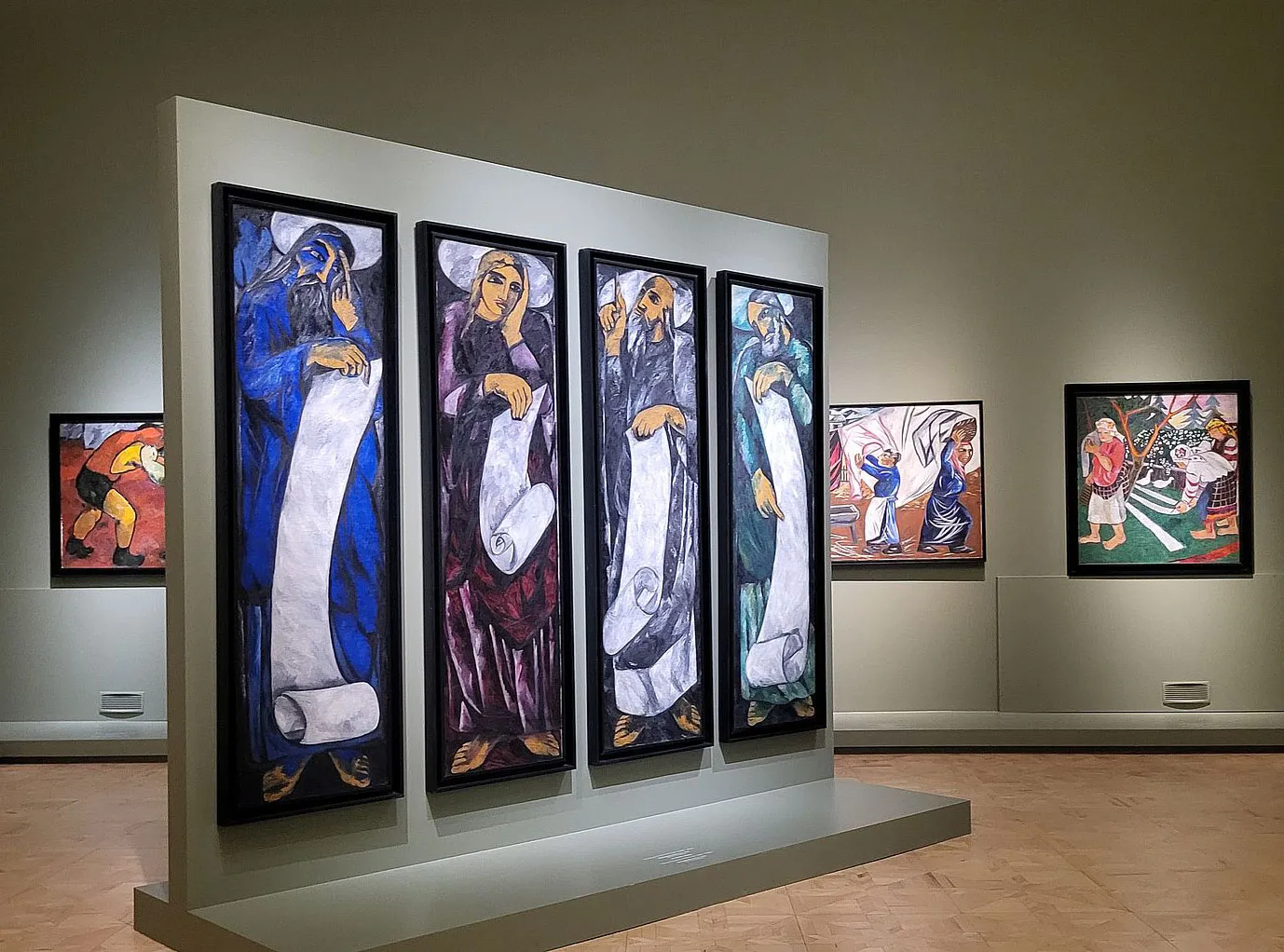 Экскурсионный сеанс по выставке «Наш авангард»