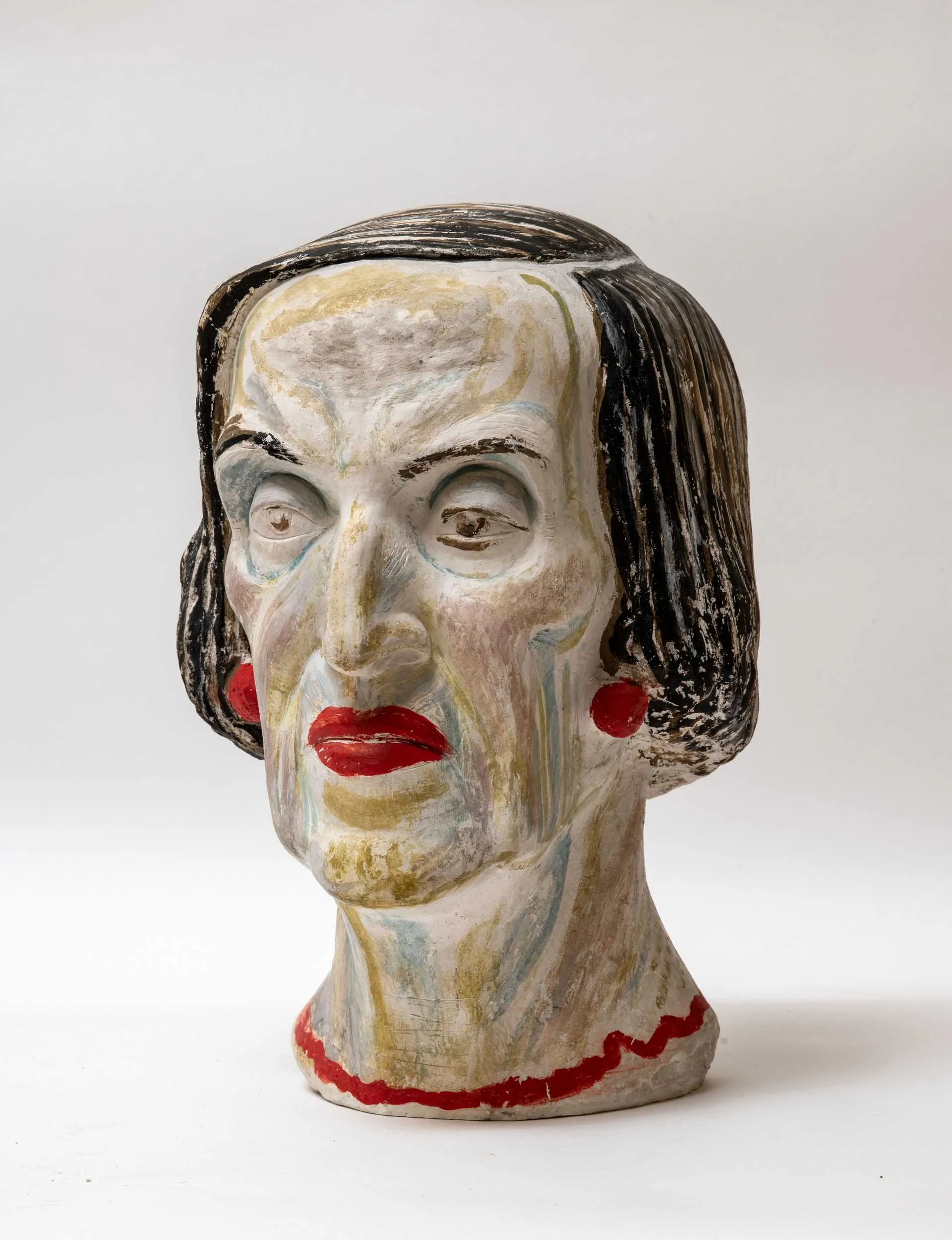 Шурига Пелагея Николаевна (1900-1980) Портрет Н.Д.Парфатской. 1970 Гипс, авторская роспись 34 x 25 x 30. Вес: 5,9.