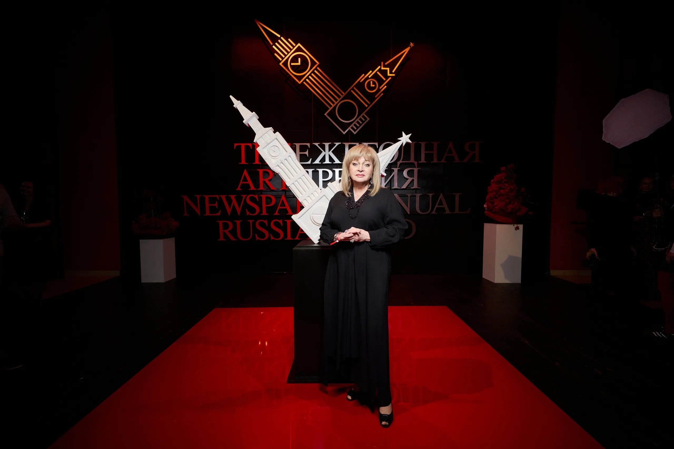 Коллектив АО «СТГ-Сибирь» поздравил коллектив Русского музея с получением награды «Музей года» 